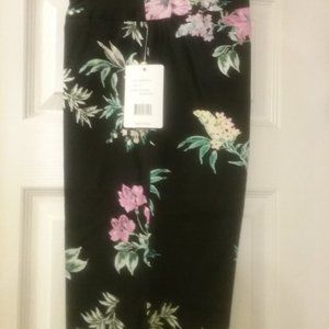 Zac and Rachel Shorts